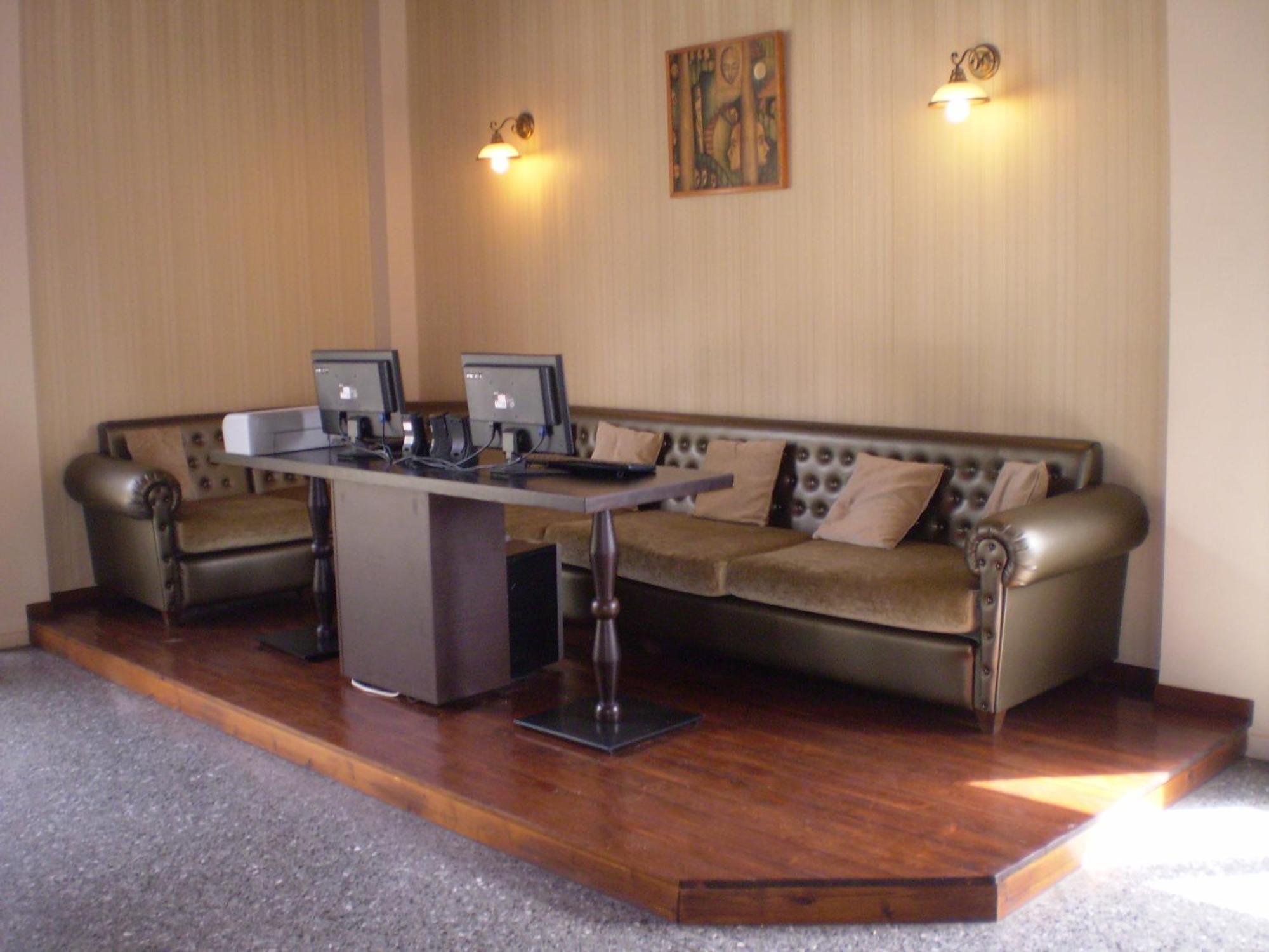 Byzantion Hotel Mystras Eksteriør bilde